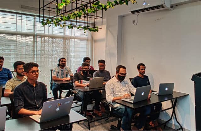 Customer Relations Explained: How To Thrive In Today's Business Landscape 3 Customer Relations